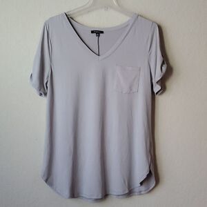 Emperice Soft Gray V Neck Pocket Tee Size 3X Short Sleeve Plus Size